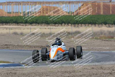 media/Apr-30-2022-CalClub SCCA (Sat) [[98b58ad398]]/Group 3/Race (Grapevine)/